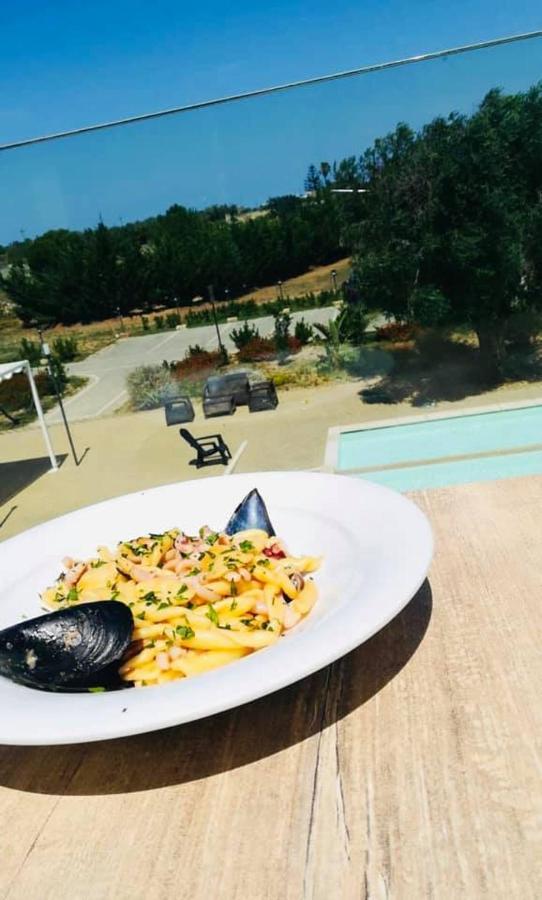Agriturismo Tenuta Don Giovanni Мелендуньо Екстериор снимка