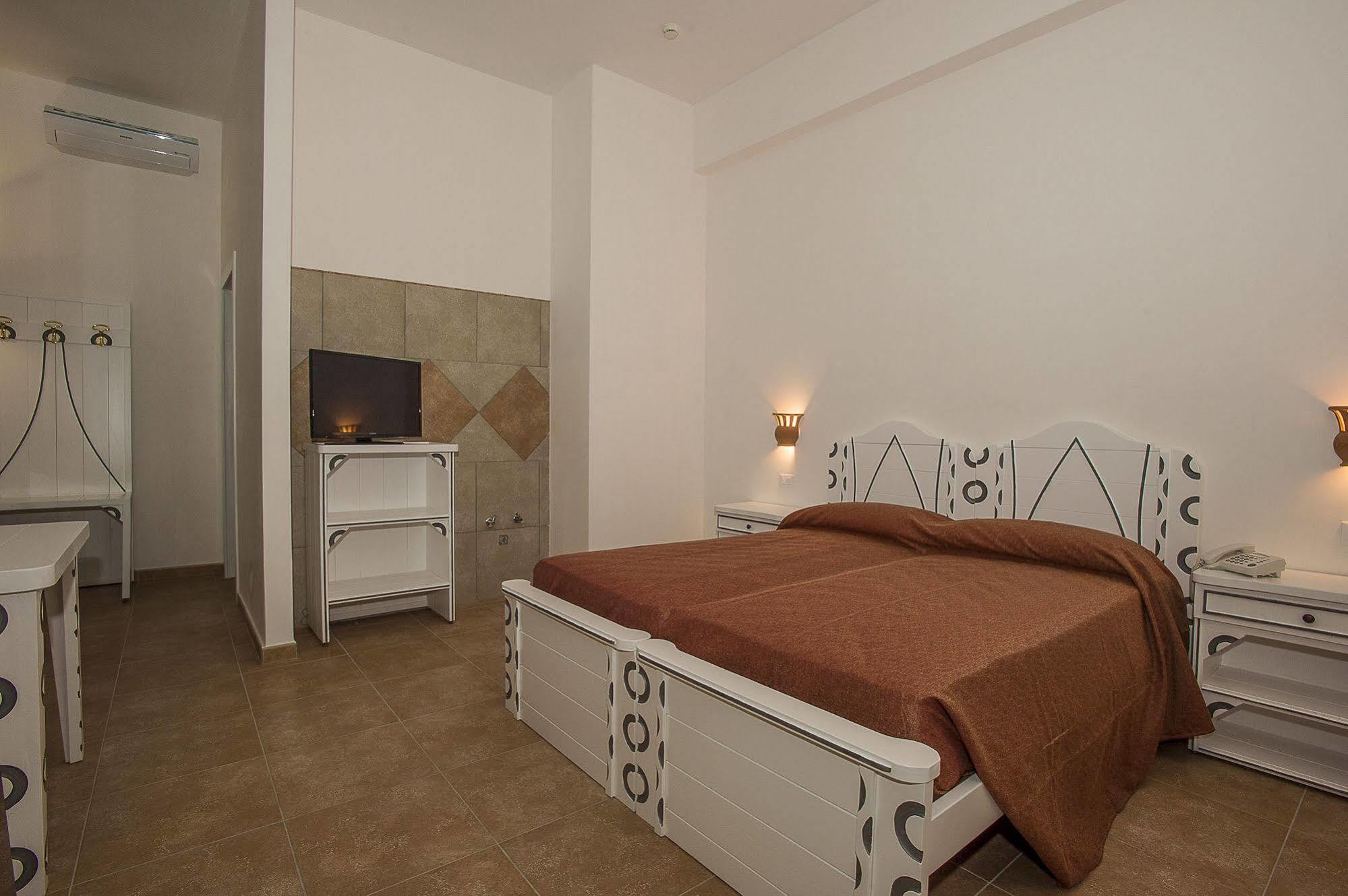 Agriturismo Tenuta Don Giovanni Мелендуньо Екстериор снимка